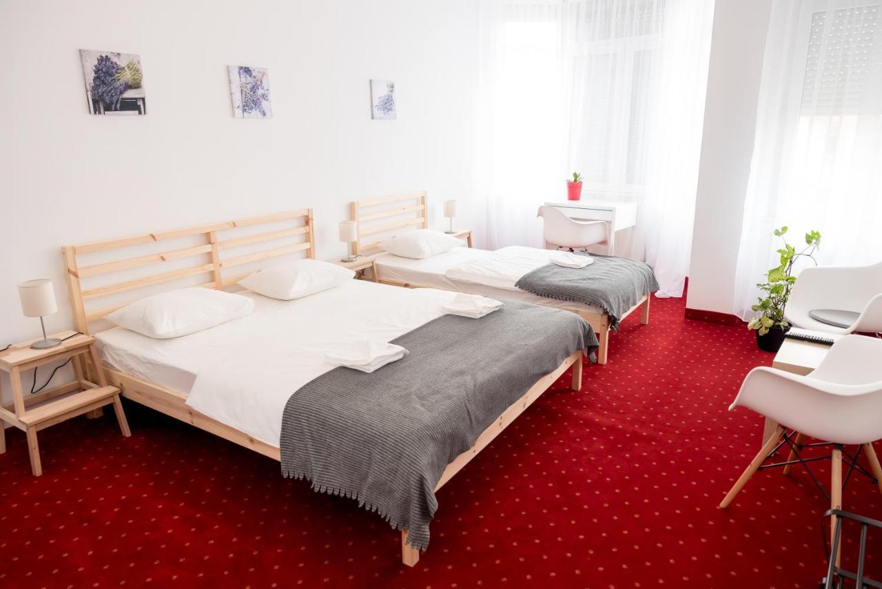 BAO Apartament&Rooms Oradea Buitenkant foto